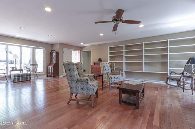 180 Pine Vista Dr, House other with 3 bedrooms, 2 bathrooms and 2 parking in Pinehurst NC | Image 4