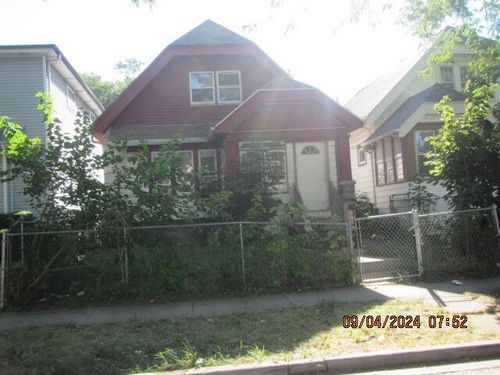 3716 N 26th St, Milwaukee, WI, 53206-1336 | Card Image