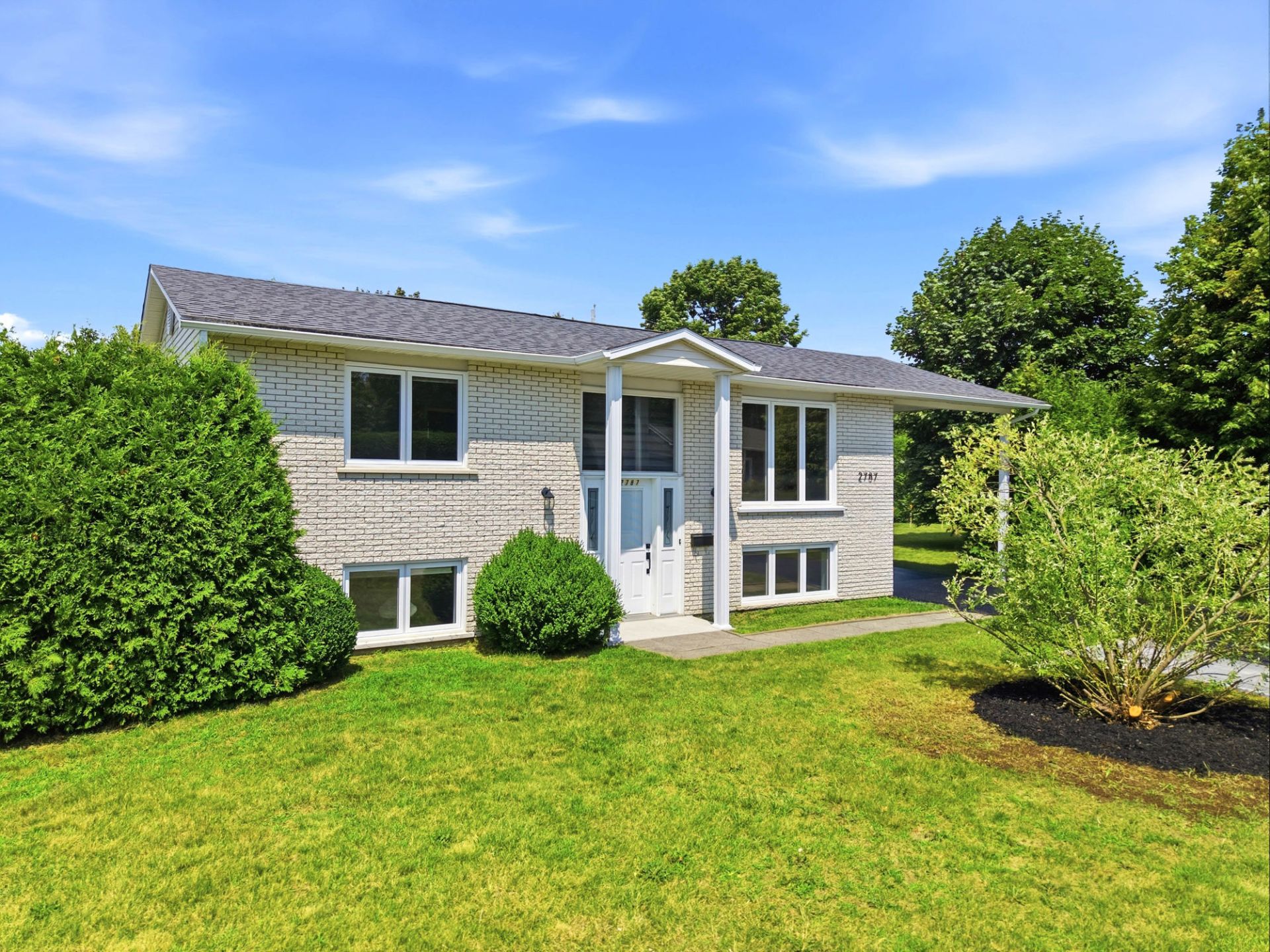 Residential in Sherbrooke (Fleurimont) 3