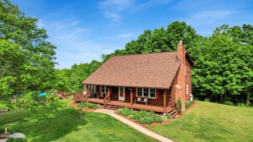 538 Pleasant Valley Rd, Argyle, NY, 12809-2613 | Card Image