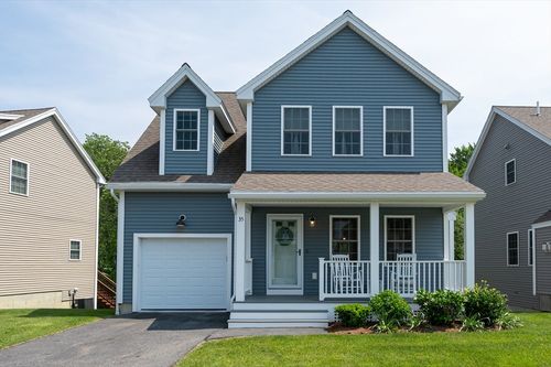 35-35 Denworth Bell Cir, Haverhill, MA, 01835-8614 | Card Image