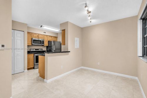 110-2880 N Oakland Forest Dr, Oakland Park, FL, 33309-6418 | Card Image