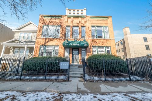3208 W Wabansia Ave, Chicago, IL, 60647-4923 | Card Image