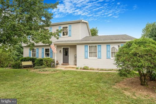 210 E Hazel St, JONESTOWN, PA, 17038-9706 | Card Image