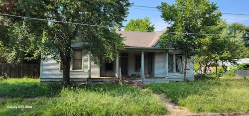 311 E Church St, Paris, AR, 72855-3317 | Card Image