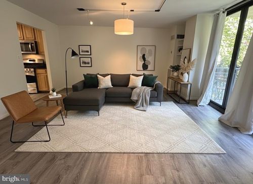 apt-202e-4620 N Park Ave, CHEVY CHASE, MD, 20815-4558 | Card Image