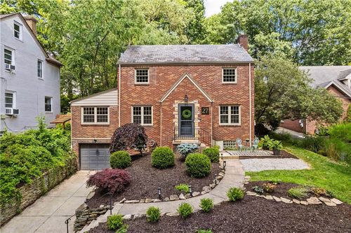 27 Brucewood Dr, Mt. Lebanon, PA, 15228-2105 | Card Image