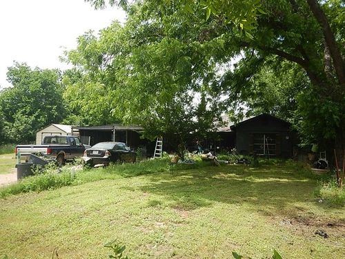 319 Church Ave, Waco, TX, 76706-3278 | Card Image