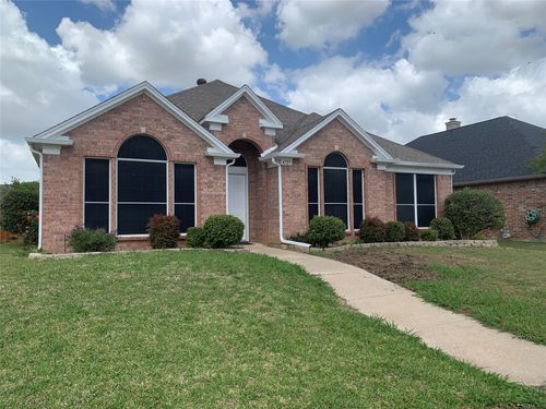 4725 Park Bend Dr, Fort Worth, TX, 76137-5401 | Card Image
