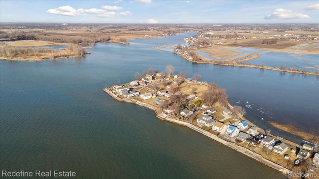 6730 Lakeshore Dr, House other with 3 bedrooms, 3 bathrooms and null parking in Newport MI | Image 53