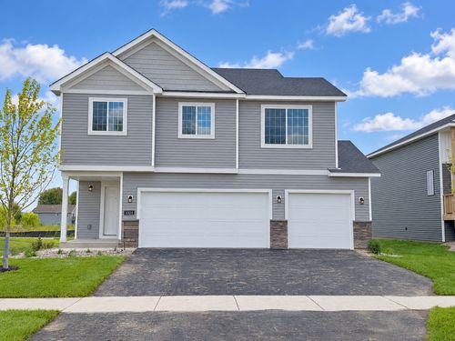 1821 Pierce Street S, Cambridge, MN, 55008 | Card Image
