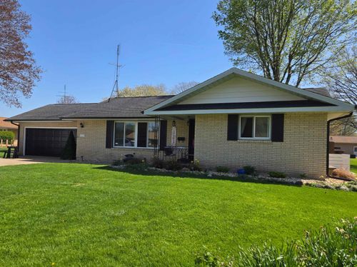 607 E Buffalo St, POLO, IL, 61064-1709 | Card Image