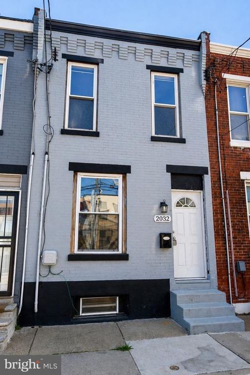 2032 Newcomb St, PHILADELPHIA, PA, 19140-1729 | Card Image