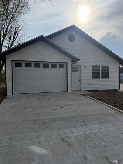 387 Harrison St, Lebanon, MO, 65536-2860 | Card Image