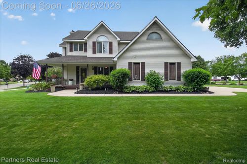 627 W Caledonia St, Howell, MI, 48843-1196 | Card Image