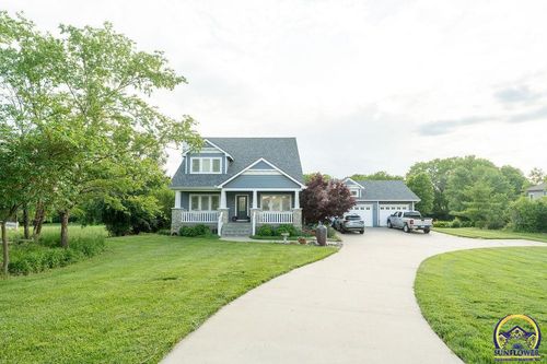 6109 Sw South Pointe Dr, Auburn, KS, 66402-9533 | Card Image