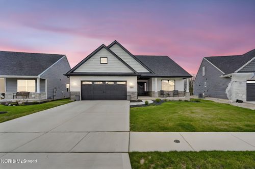 3464 Moonlit Pass, Monclova, OH, 43542-9837 | Card Image