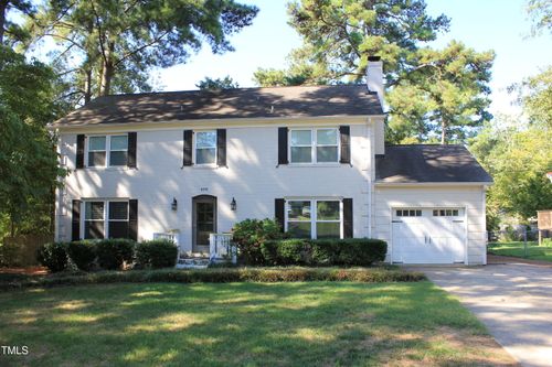 4901 Stonehill Dr, Raleigh, NC, 27609-5323 | Card Image