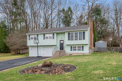 69 Strawberry Hill Rd, Bristol, CT, 06010-2514 | Card Image