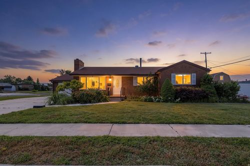 2285 W 5100 S, Roy, UT, 84067-3448 | Card Image