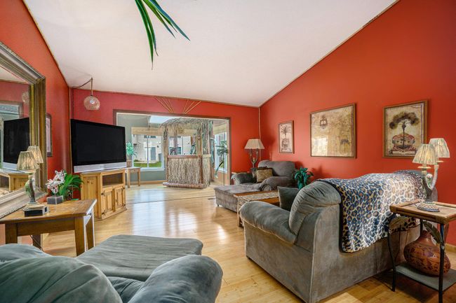 1721 Quail Run Dr, Condo with 2 bedrooms, 3 bathrooms and null parking in Kalamazoo MI | Image 7