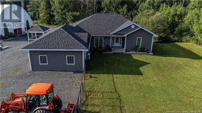 3367 Woodstock Rd, House other with 5 bedrooms, 3 bathrooms and null parking in Fredericton NB | Image 1