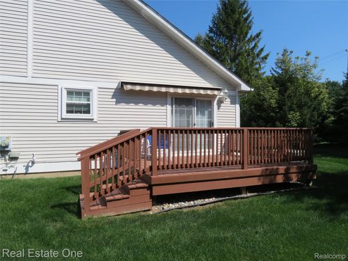 2-103 Victoria Park Dr, Howell, MI, 48843-1258 | Card Image