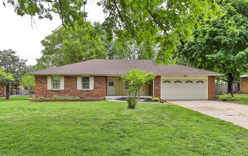 6726 W Dogwood St, Springfield, MO, 65802-9653 | Card Image
