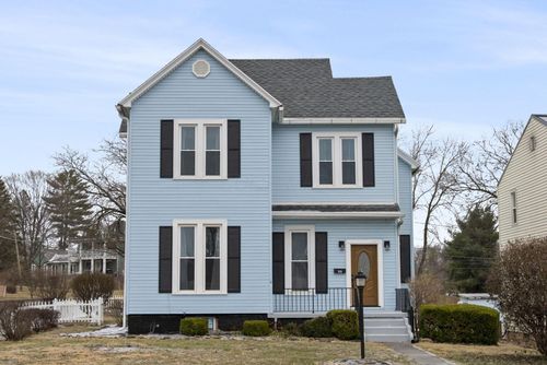 528 N Court St, Circleville, OH, 43113-1204 | Card Image