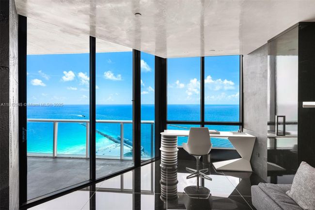 APT-3003 - 100 S Pointe Dr, Condo with 3 bedrooms, 4 bathrooms and null parking in Miami Beach FL | Image 18