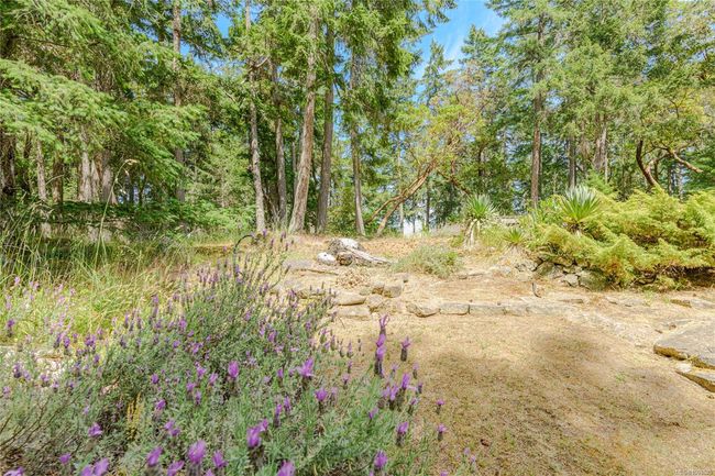 410 Langs Rd, House other with 3 bedrooms, 3 bathrooms and 5 parking in Salt Spring BC | Image 36
