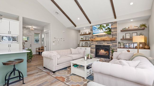 Open and inviting!.jpg | Image 15