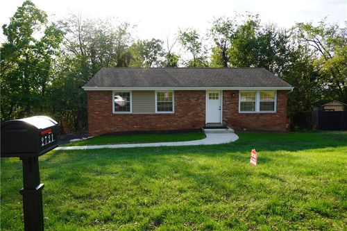 2721 Tillia St, Allison Park, PA, 15101-4024 | Card Image