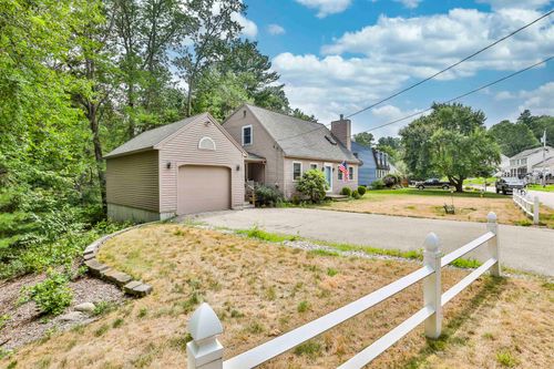 6 Edmatteric Dr, Nashua, NH, 03062-1410 | Card Image