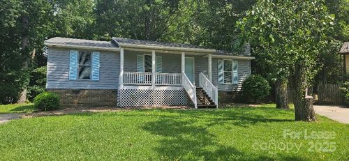 8106 Tamalpais Ct, Charlotte, NC, 28215-9404 | Card Image