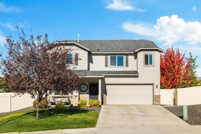 1750 N Caufield Ct, Home with 5 bedrooms, 3 bathrooms and null parking in Liberty Lake WA | Image 1