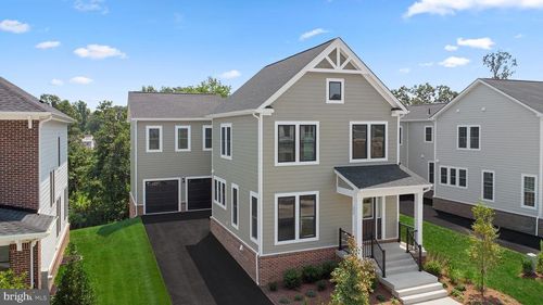 1011 Captain Richards Ct, MARSHALL, VA, 20115-3141 | Card Image