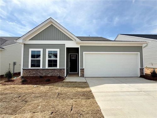 189 Candytuft Ct, Lexington, NC, 27295-7749 | Card Image