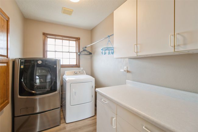 822 40 Th Ave, Home with 4 bedrooms, 4 bathrooms and null parking in Pleasantville IA | Image 26