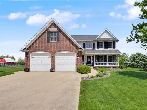 552 W Elm St, Argenta, IL, 62501-7589 | Card Image