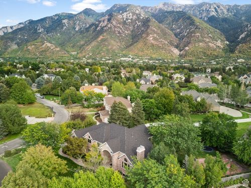 7 Wanderwood Way, Sandy, UT, 84092-4853 | Card Image