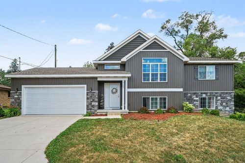 3103 52nd St Se, Kentwood, MI, 49512-9672 | Card Image