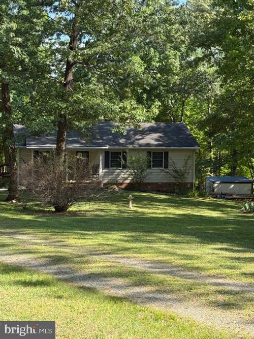804 Buggy Ln, ROCHELLE, VA, 22738-3962 | Card Image