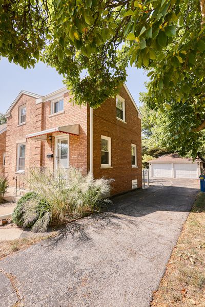 2530 Westbrook Drive, House other with 2 bedrooms, 1 bathrooms and 2 parking in Franklin Park IL | Image 2