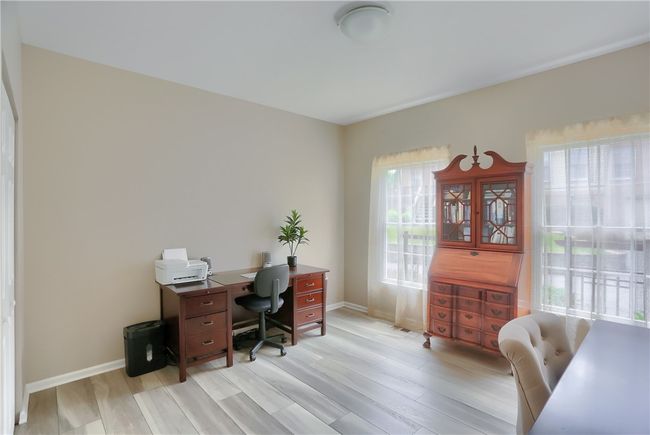 135 Linden Ct, Condo with 3 bedrooms, 3 bathrooms and 2 parking in Seven Fields PA | Image 32