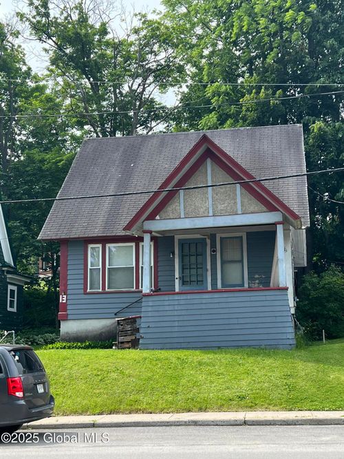 13 Wheeler St, Canajoharie, NY, 13317-1335 | Card Image