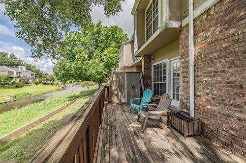 2402 Northlake Ct, Irving, TX, 75038-5644 | Card Image