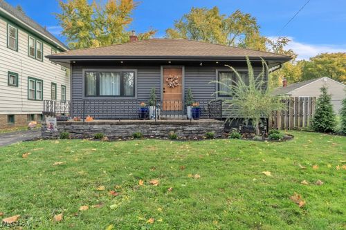 18904 Mitchell Ave, Rocky River, OH, 44116-2806 | Card Image