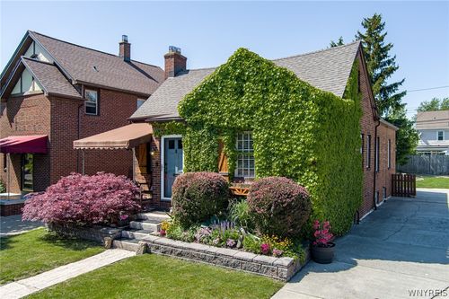 354 Wardman Rd, Buffalo, NY, 14217-2910 | Card Image