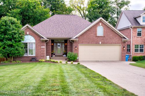 8601 Everett Rush Ct, Louisville, KY, 40228-3302 | Card Image